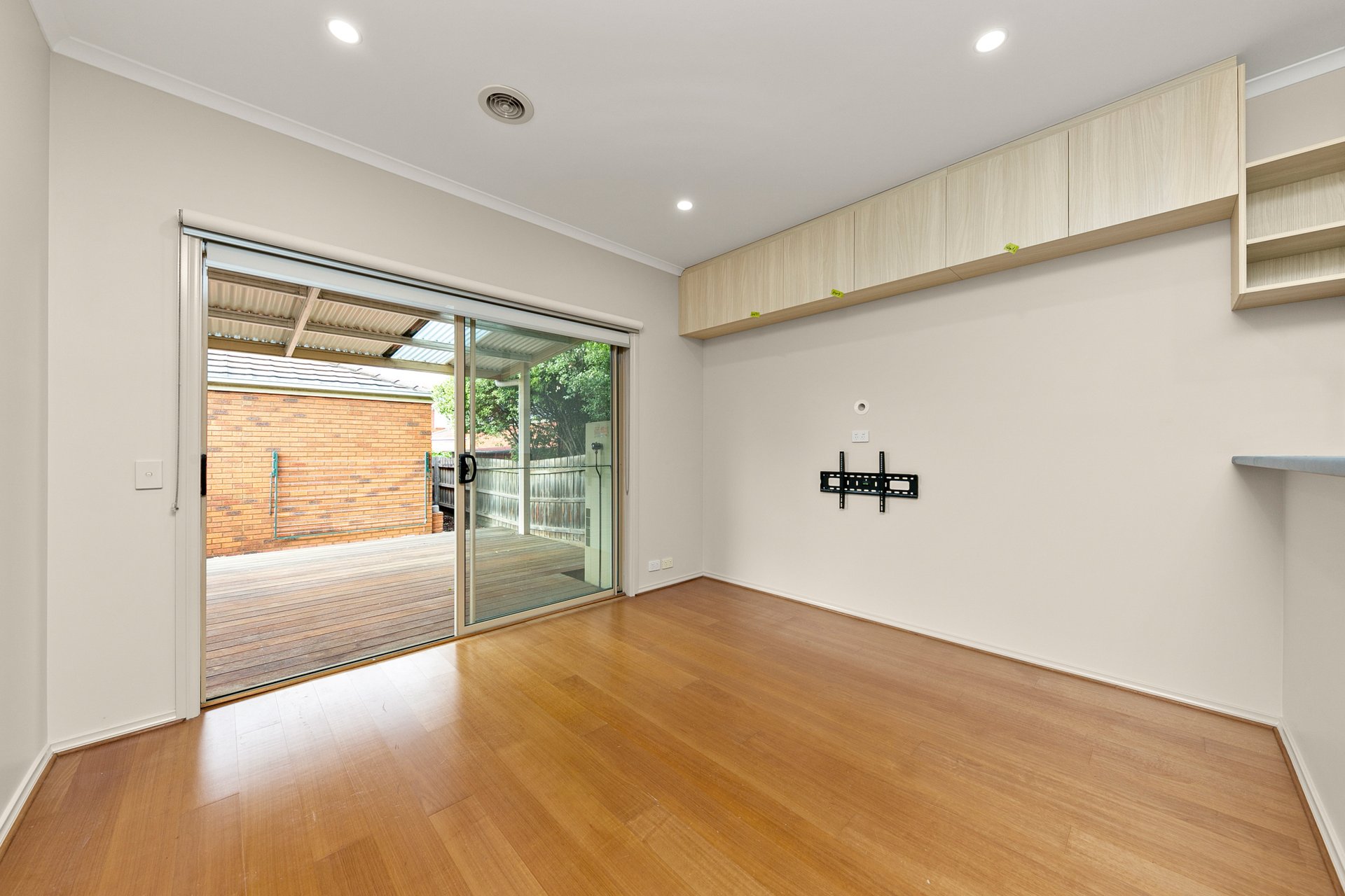 26 Saint Laurent Rise, Knoxfield image 2