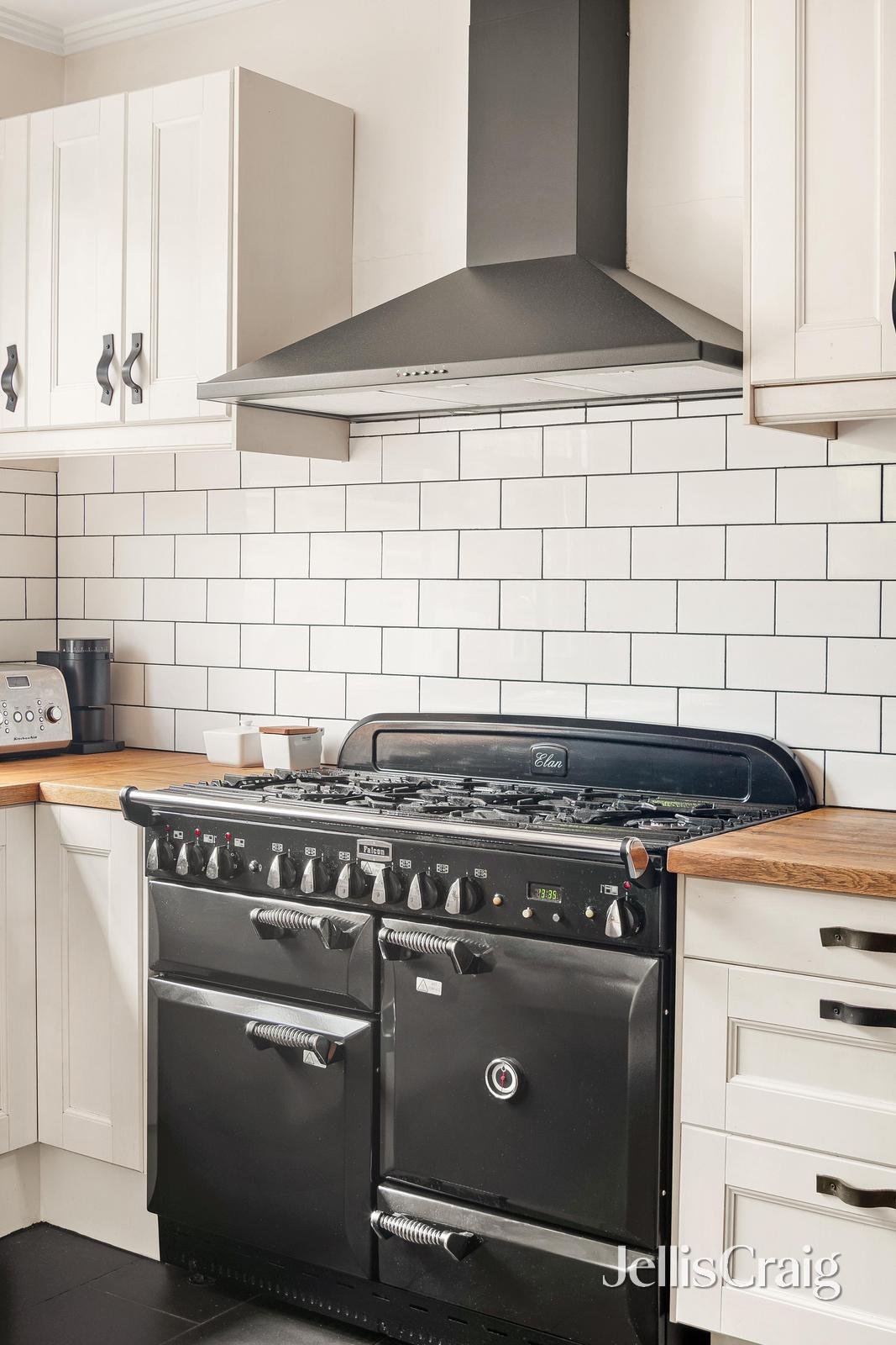 26 Sandford Street, Highett image 5