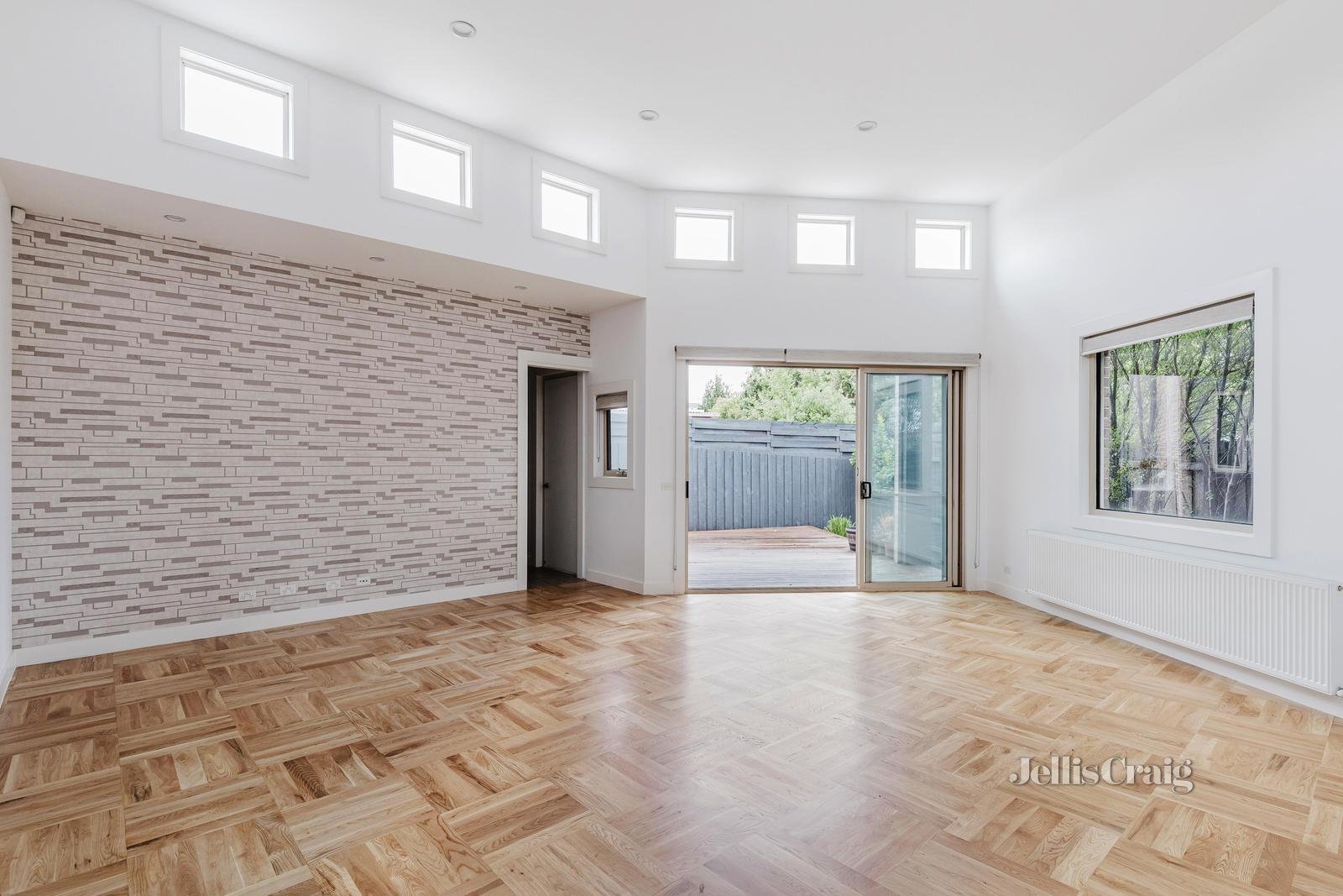 2/6 Sanicki Court, Bentleigh East image 3