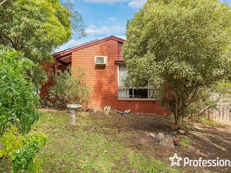 26 Savanna Drive, Mooroolbark image 1