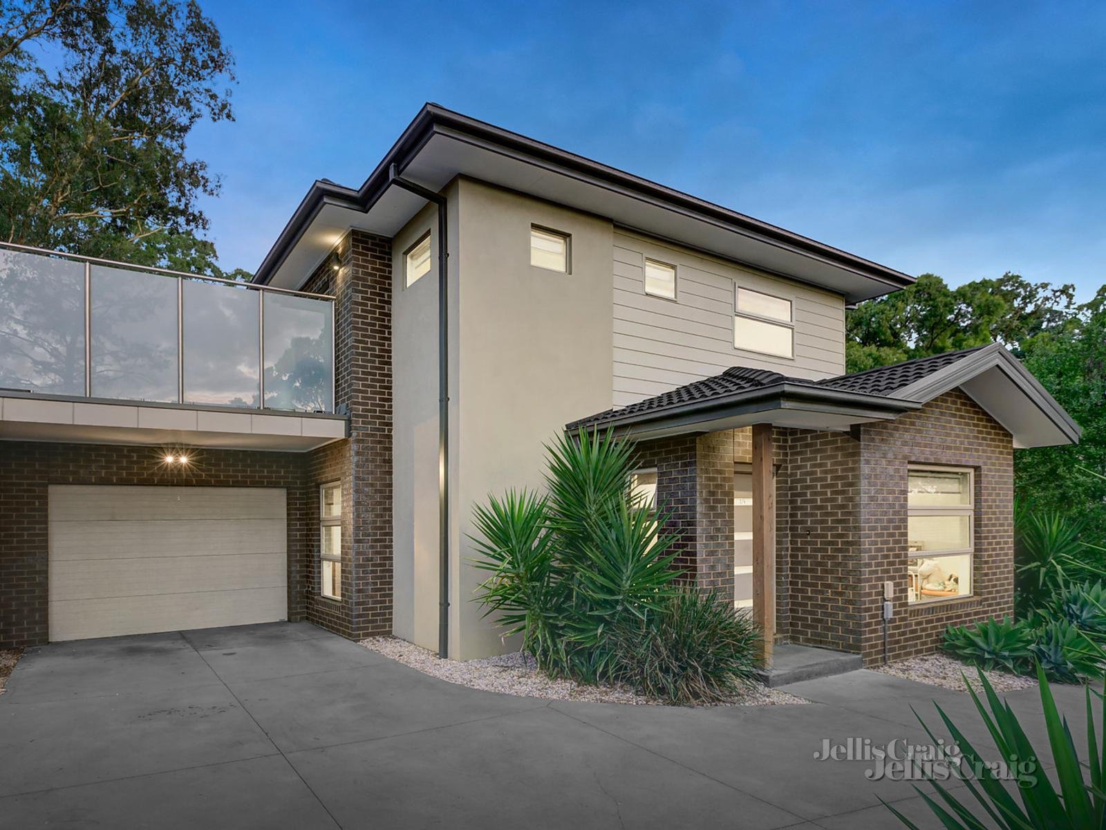 2/6 Shalbury Avenue, Eltham image 1