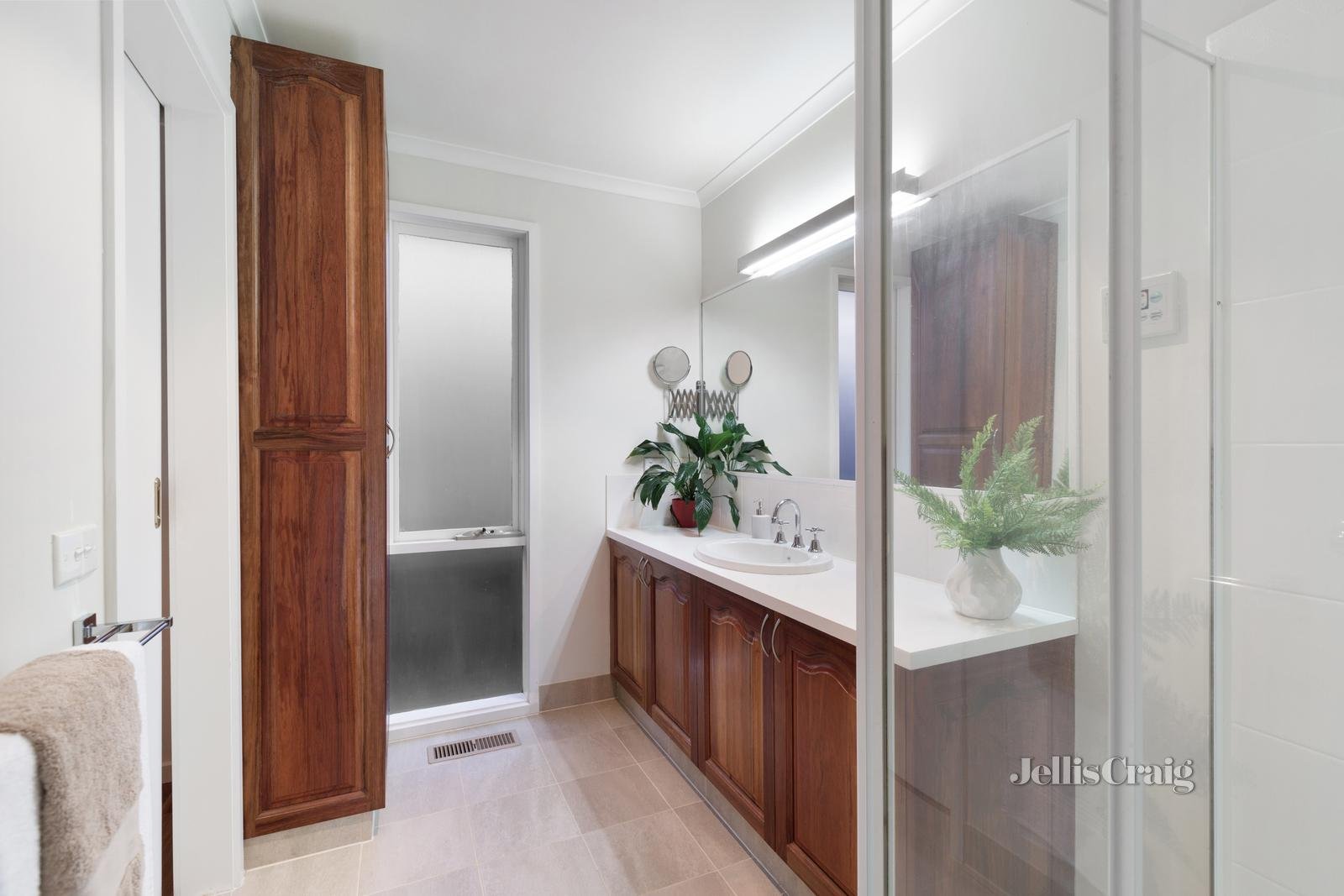 26 Sheffield Street, Eltham image 7