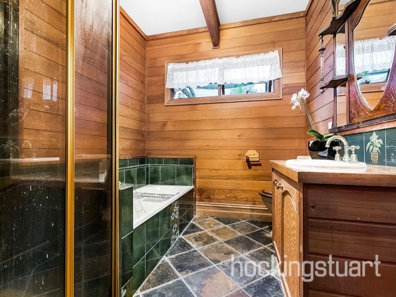 26 Shepherd Street, Surrey Hills image 8