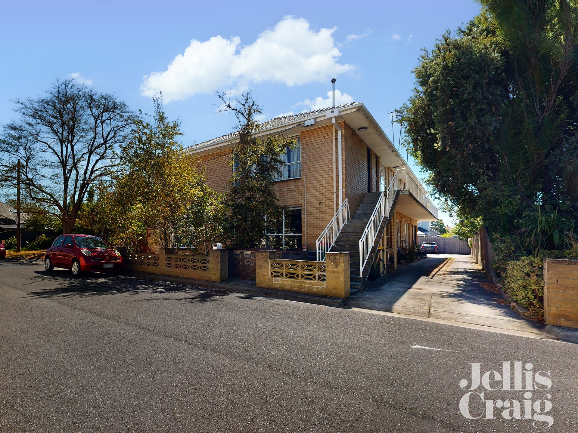 2/6 Smith Street, Moonee Ponds image 2