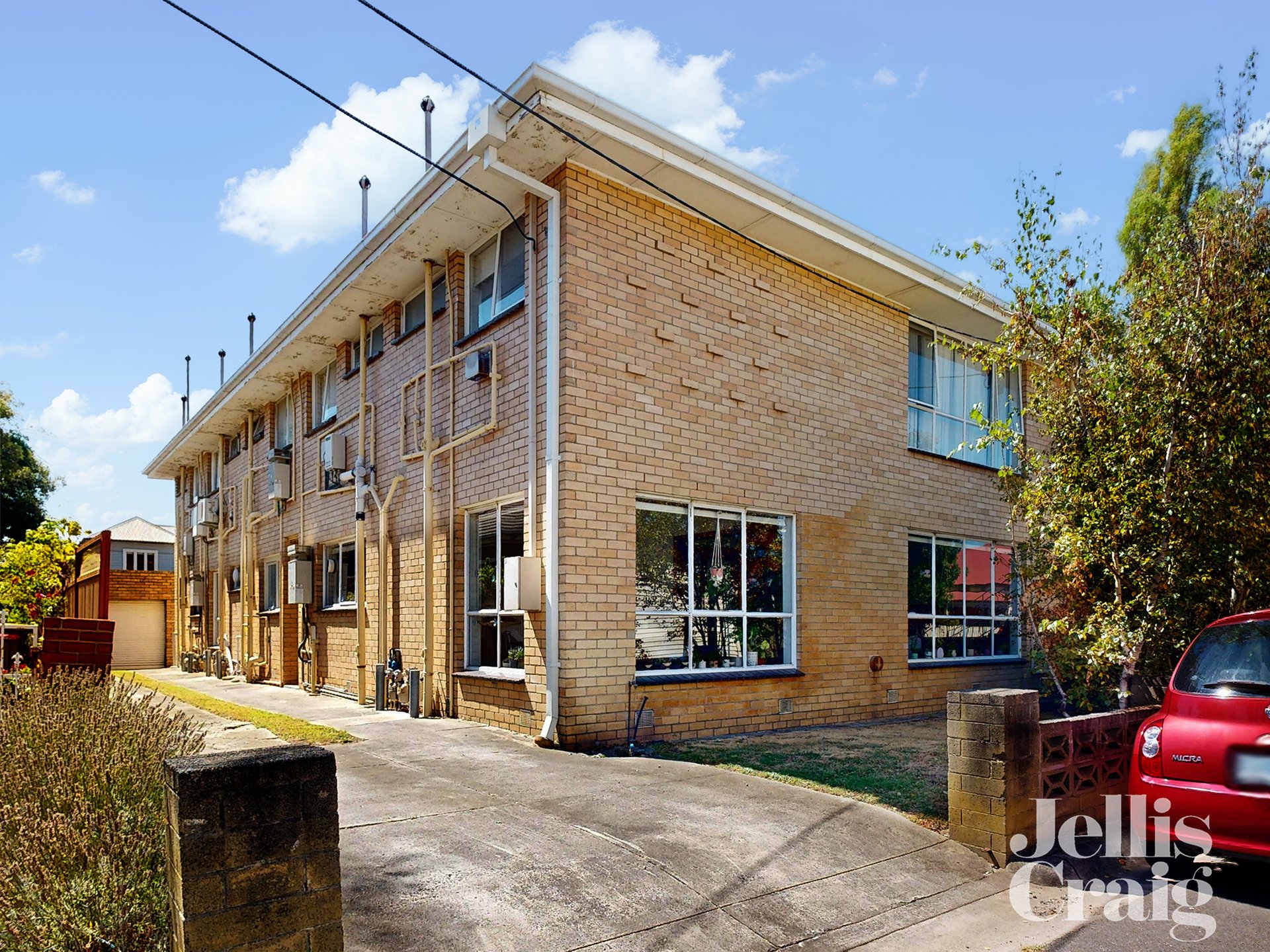 2/6 Smith Street, Moonee Ponds image 1