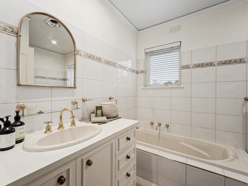Property Gallery Thumbnail 10