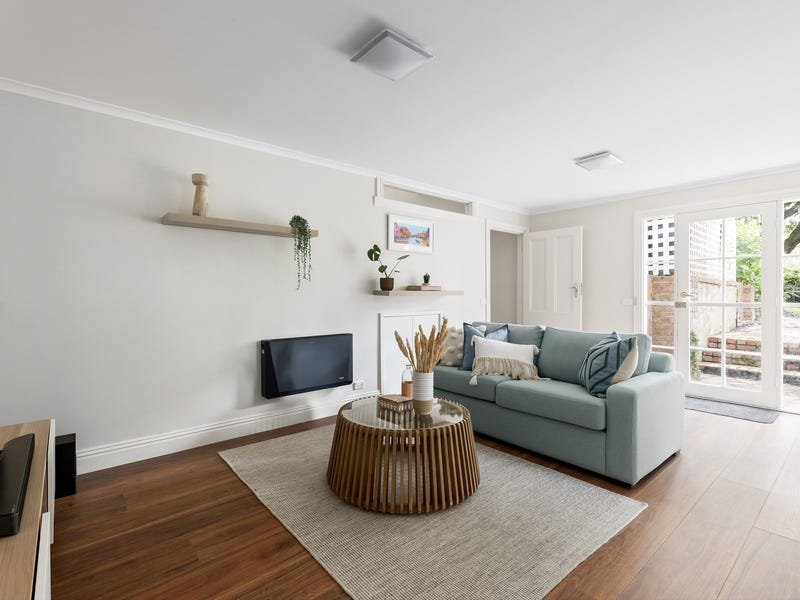 Property Gallery Thumbnail 3