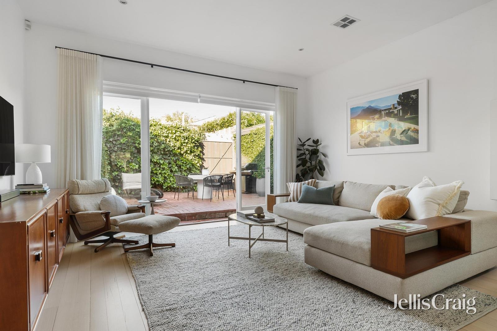 26 Stuart Street, Armadale image 2