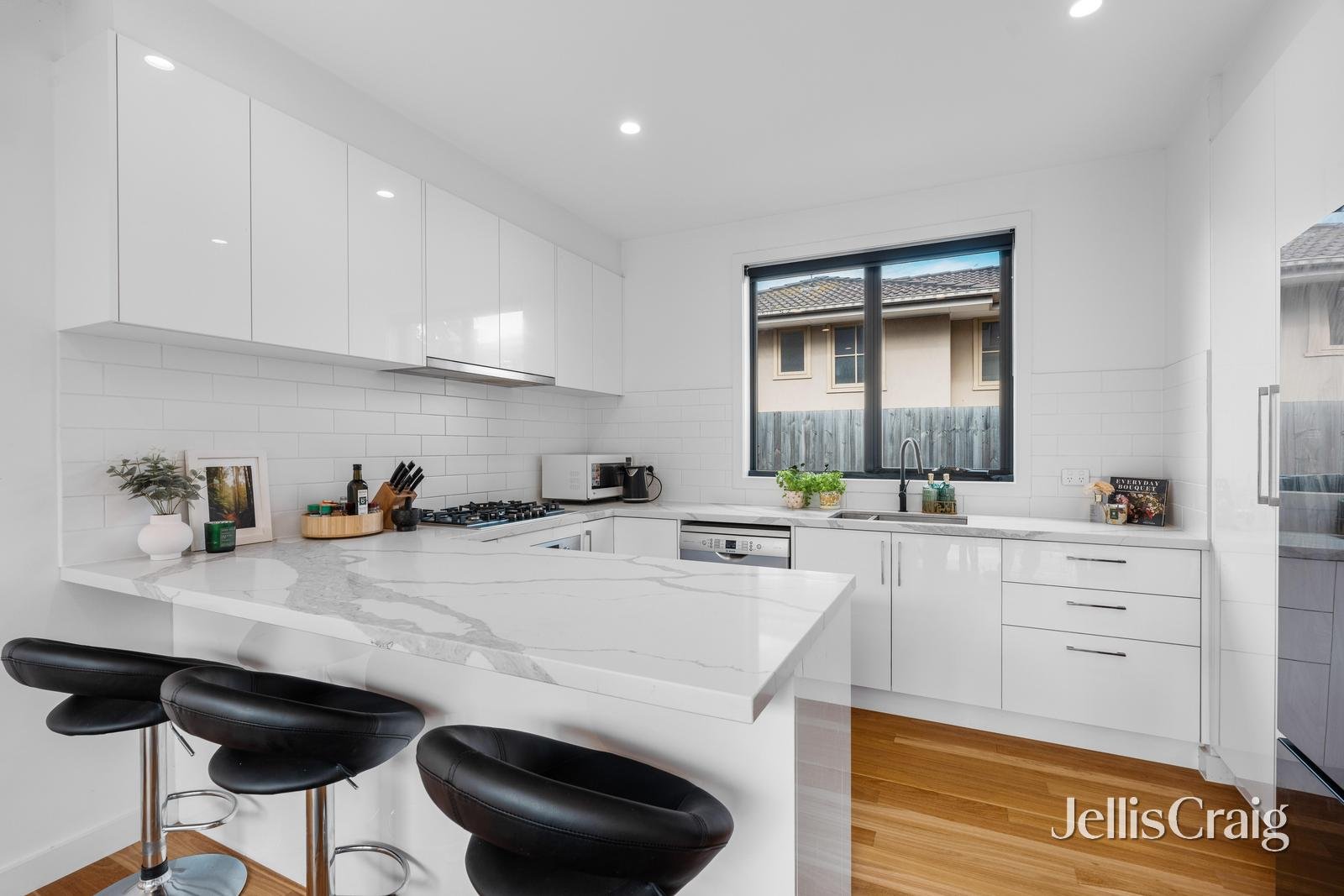 2/6 Sunhill Road, Templestowe&nbsp;Lower image 7