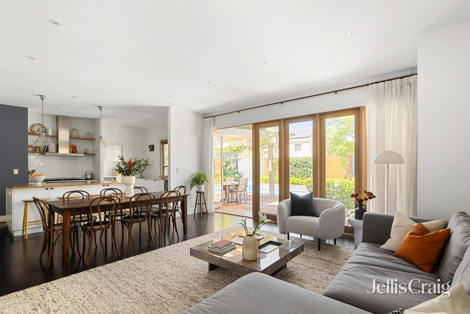 26 Swinburne Avenue, Hawthorn image 10