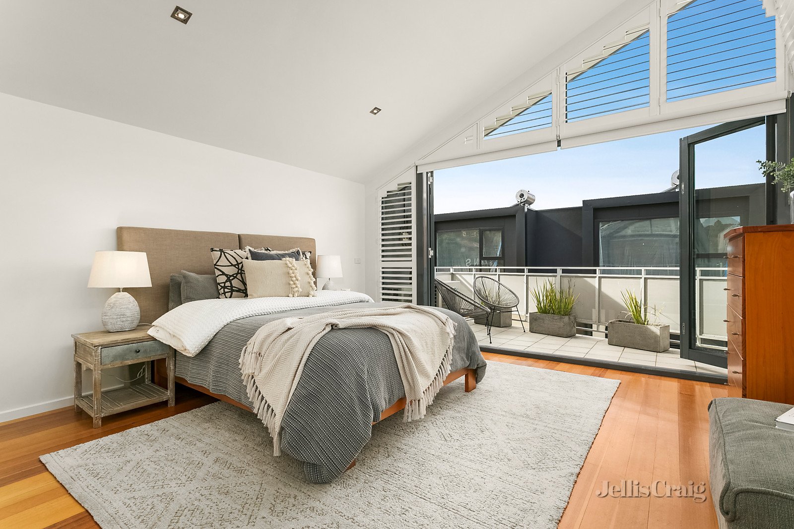 2/6 Talbot Road, Strathmore image 7