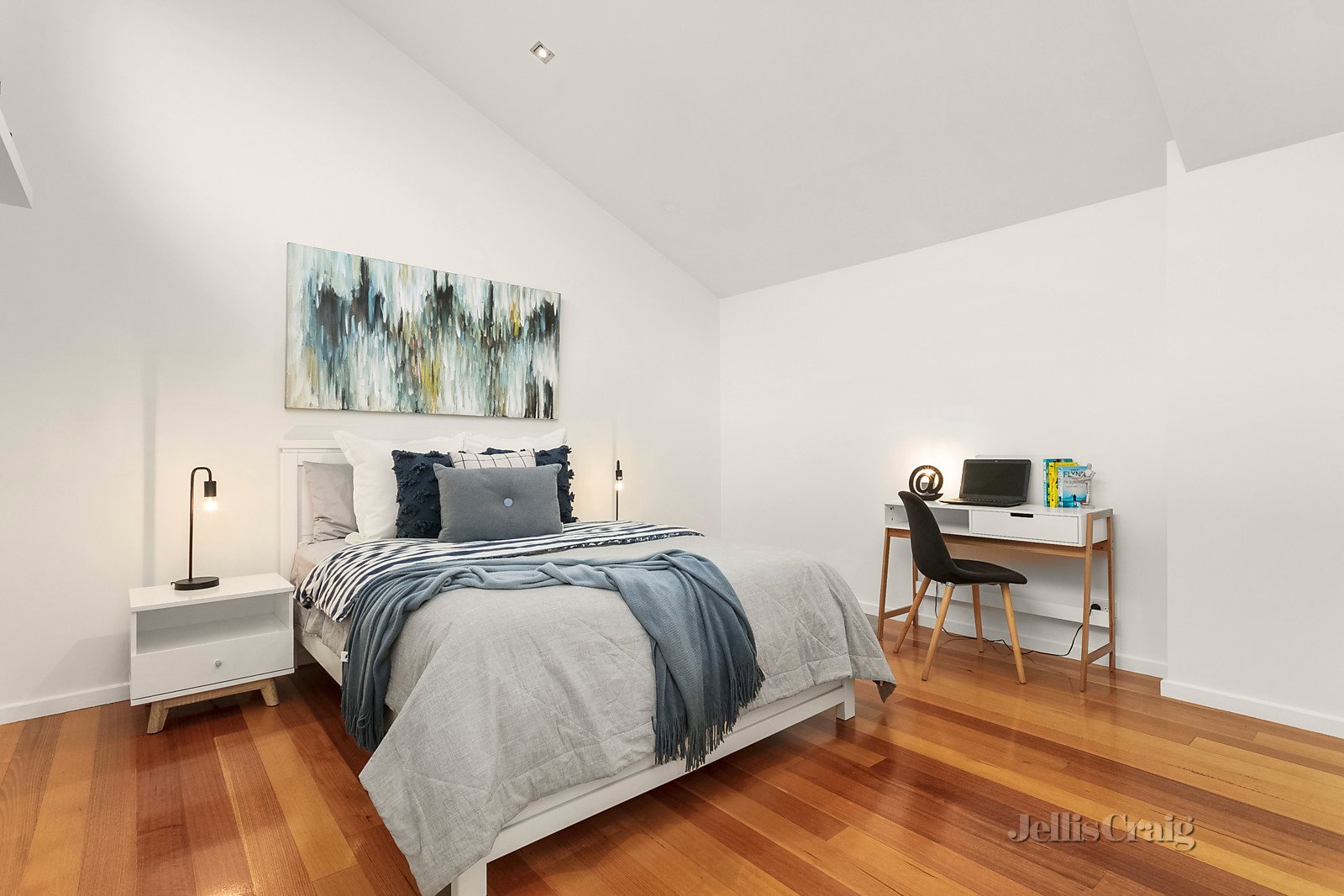 2/6 Talbot Road, Strathmore image 8