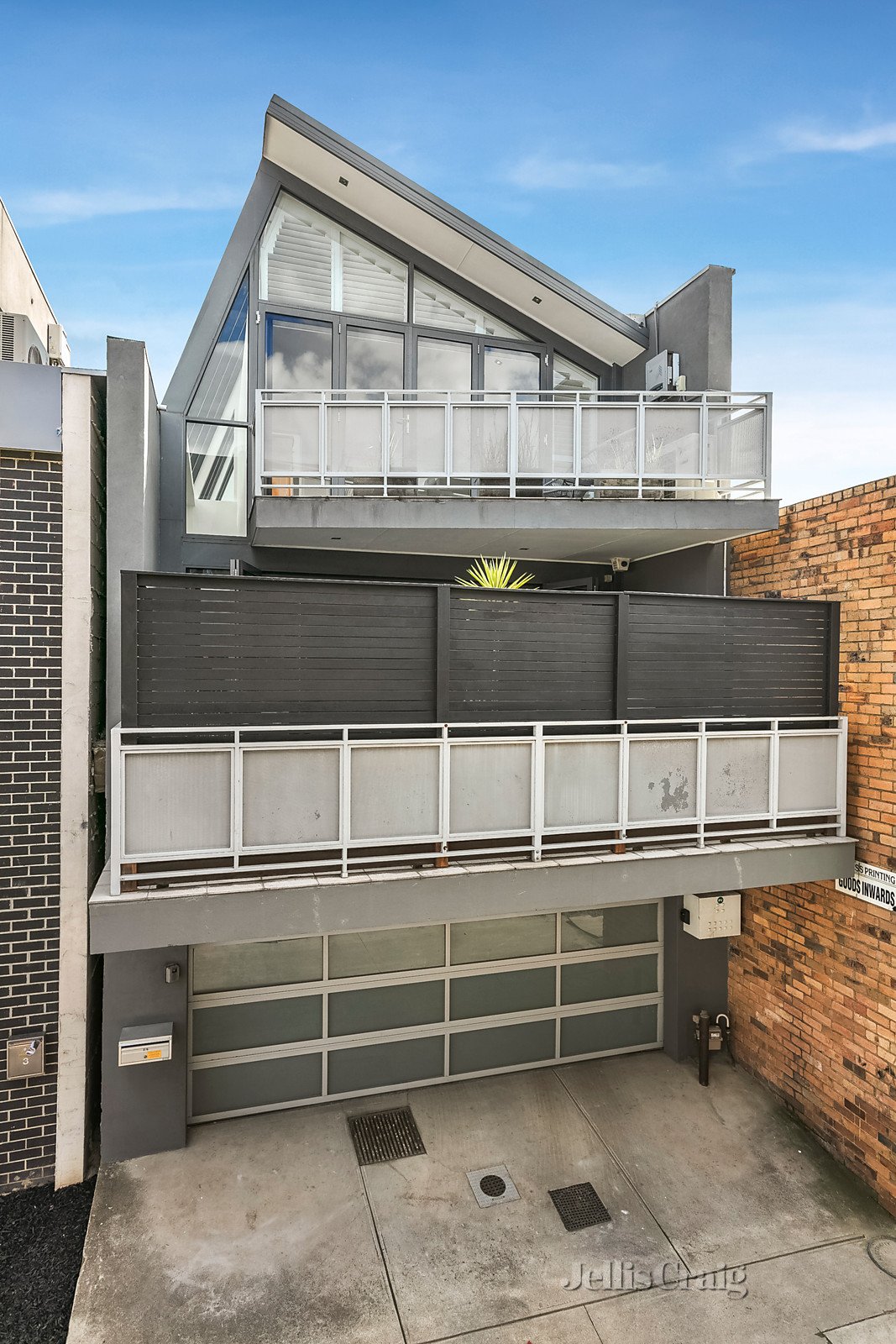 2/6 Talbot Road, Strathmore image 10