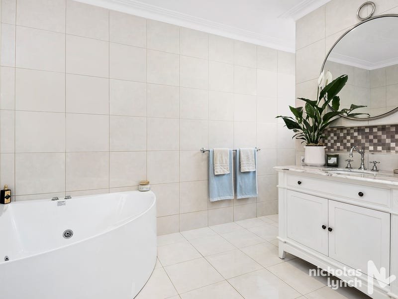 Property Gallery Thumbnail 5