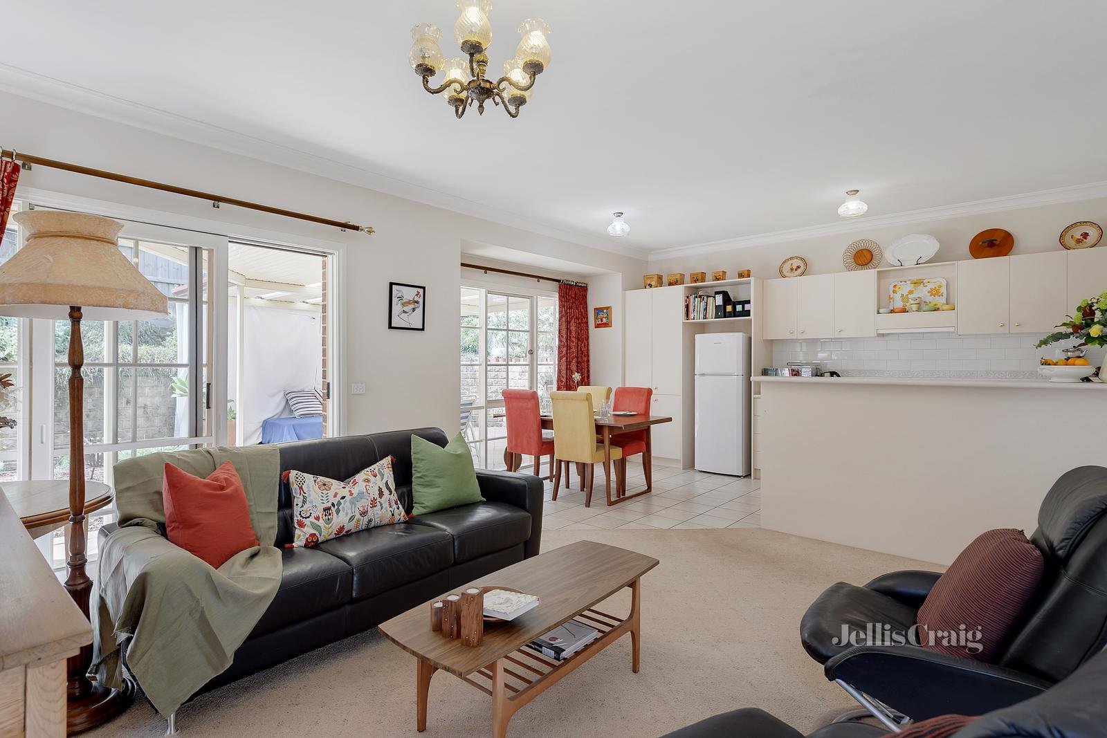 26 The Grange, Yallambie image 5