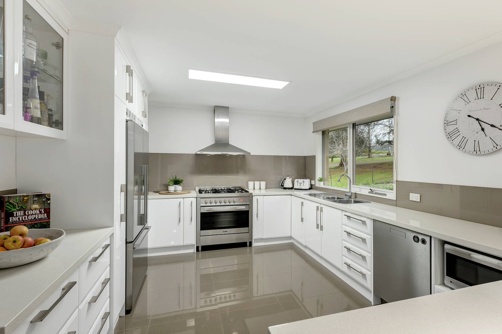 26 The Wridgeway, Mount Evelyn image 3