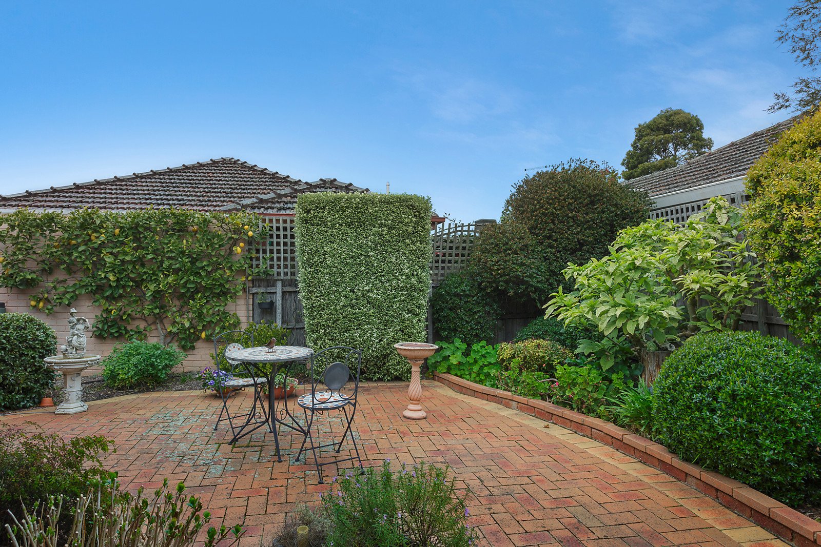 2/6 Valley Road, Mount Waverley image 9