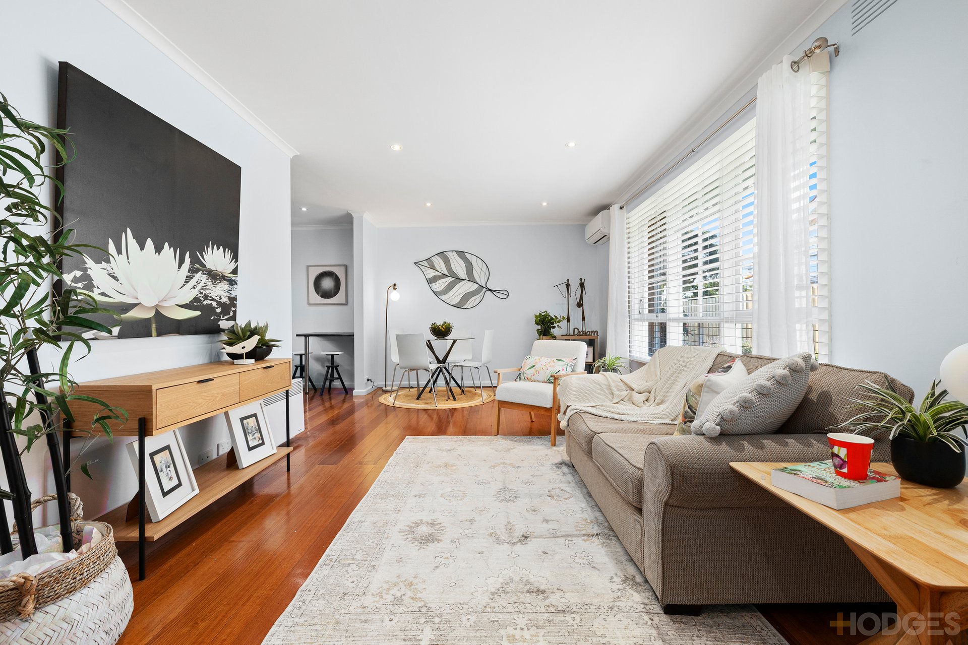 2 / 6 Venice Street Mentone