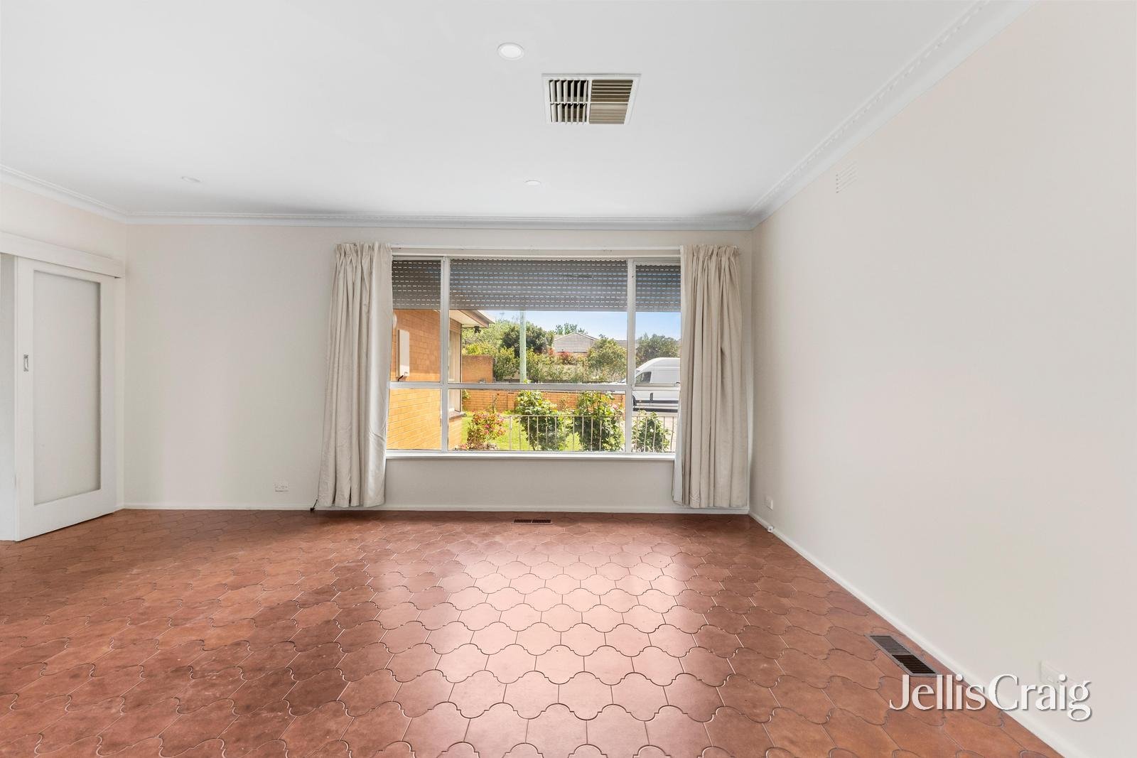 26 Victoria Street, Doncaster image 3