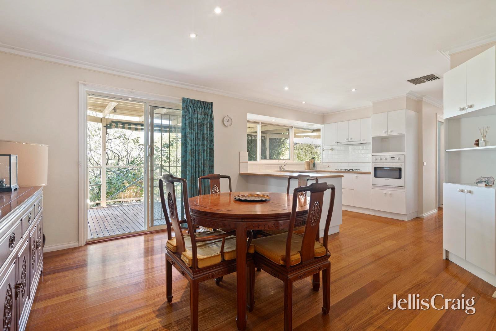 26 View Street, Croydon image 3