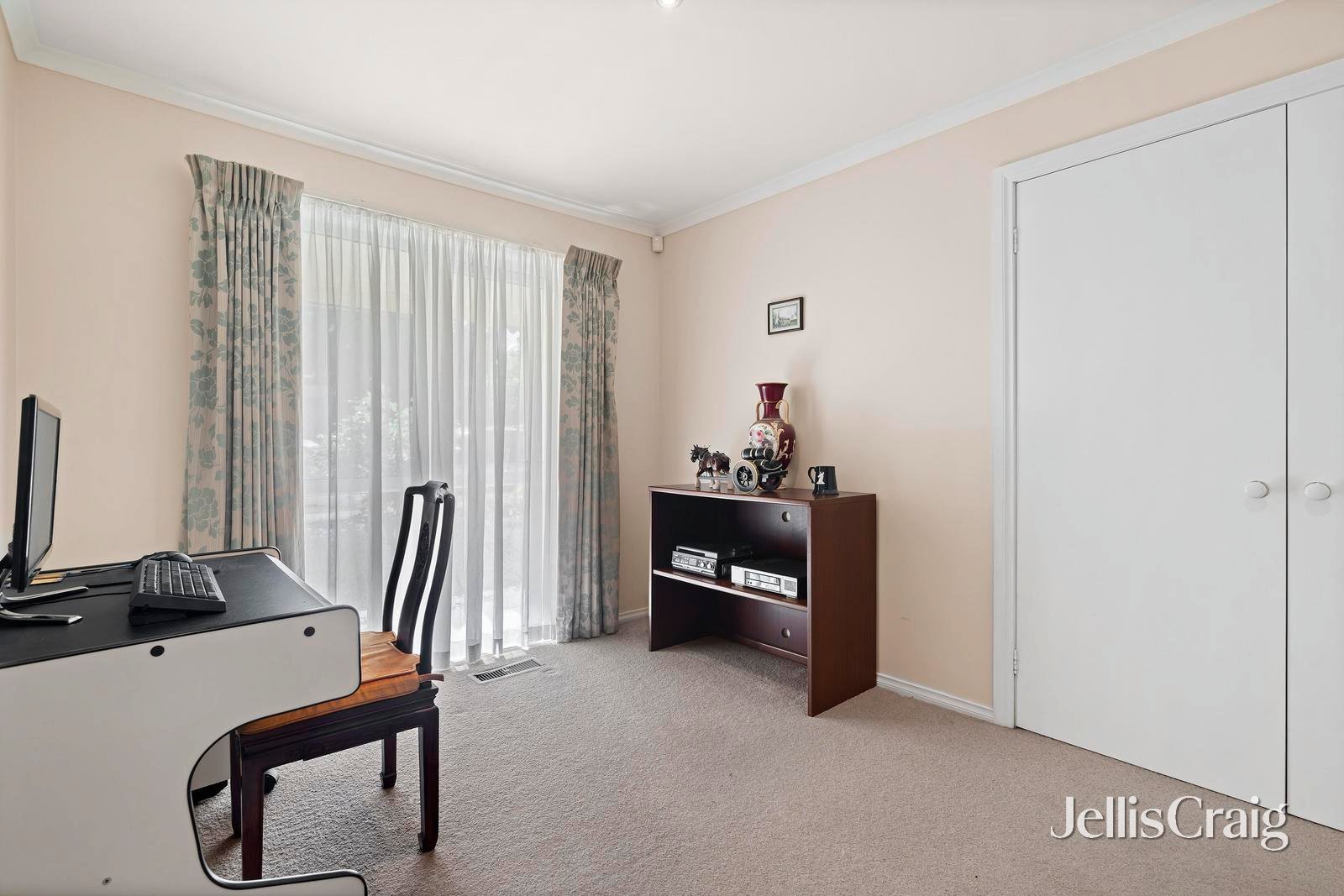 26 View Street, Croydon image 7