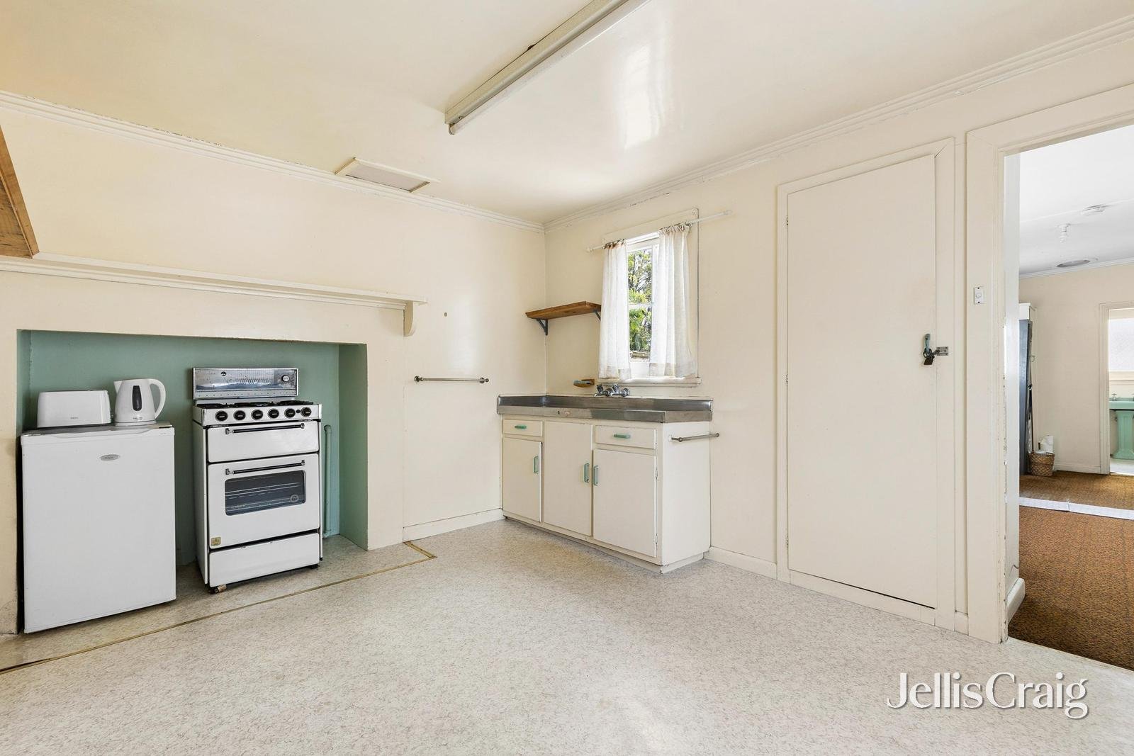 26 Villamanta Street, Geelong&nbsp;West image 4