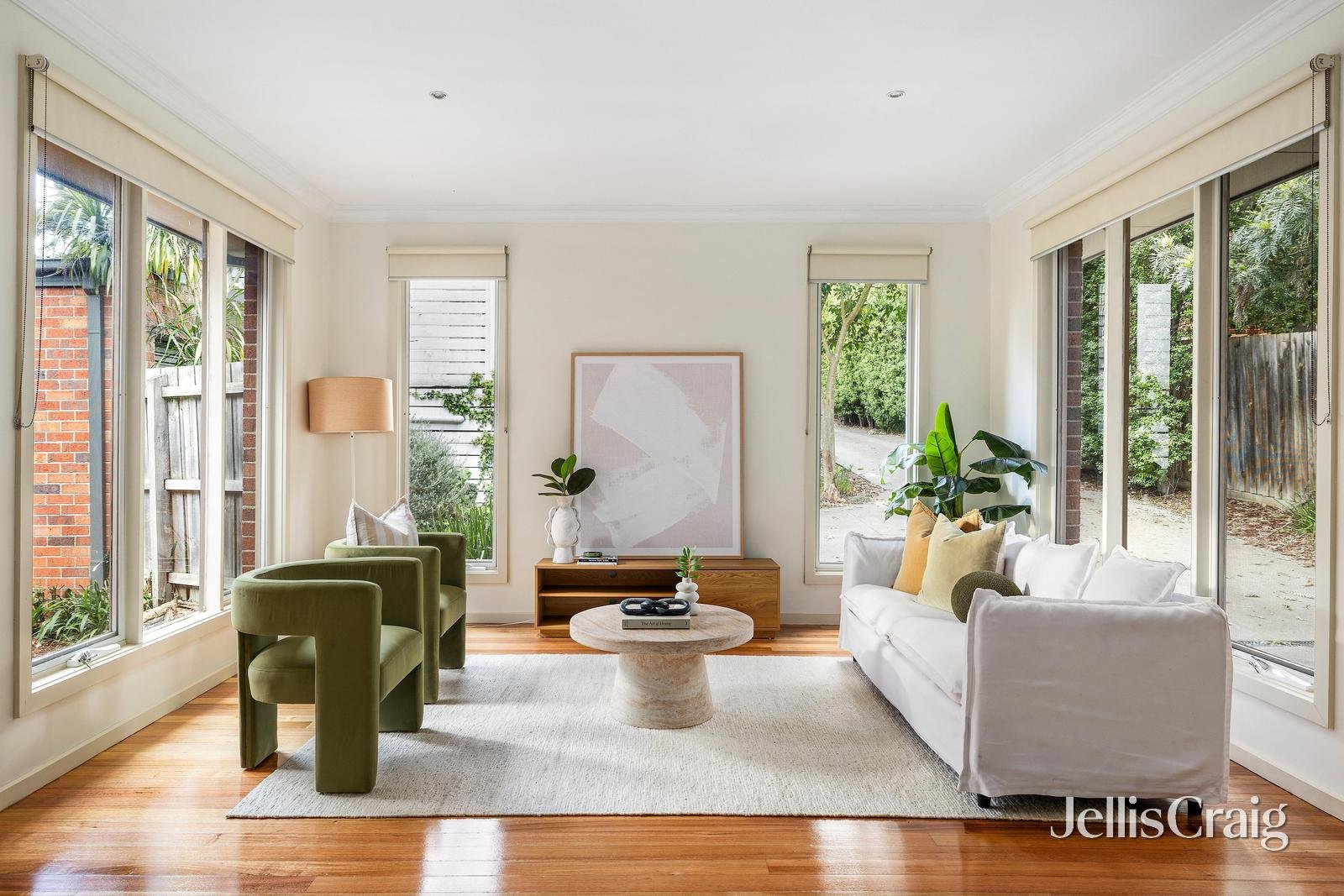 2/6 Walsh Street, Eltham image 2