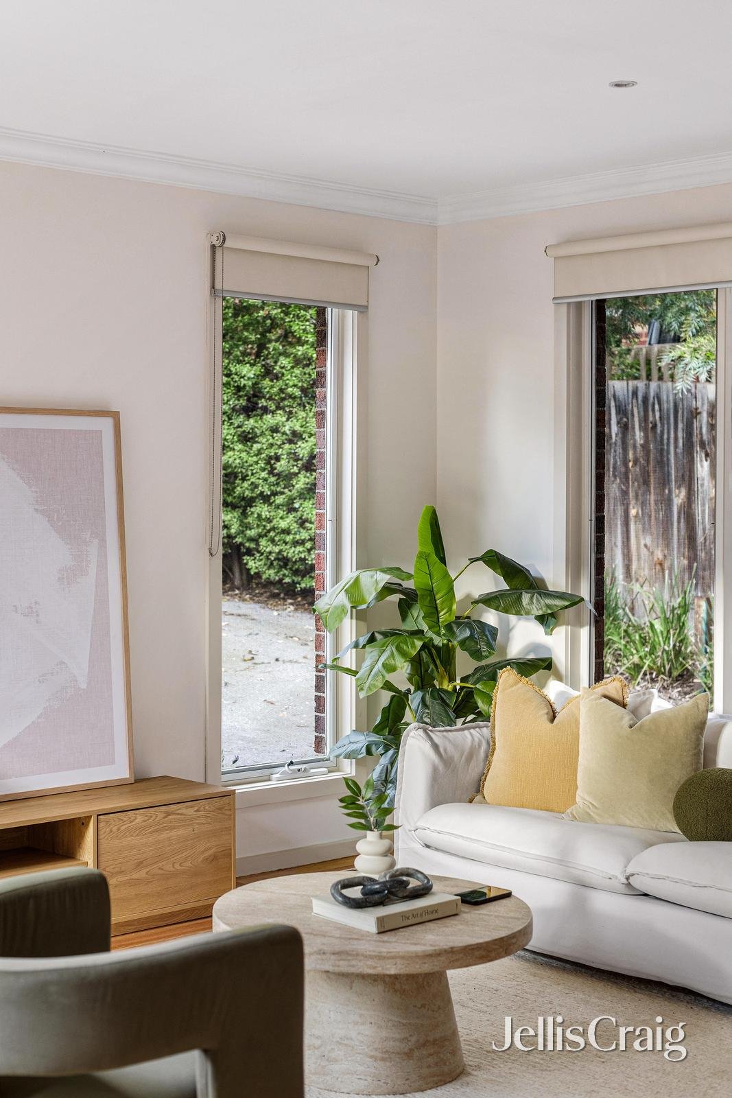2/6 Walsh Street, Eltham image 4