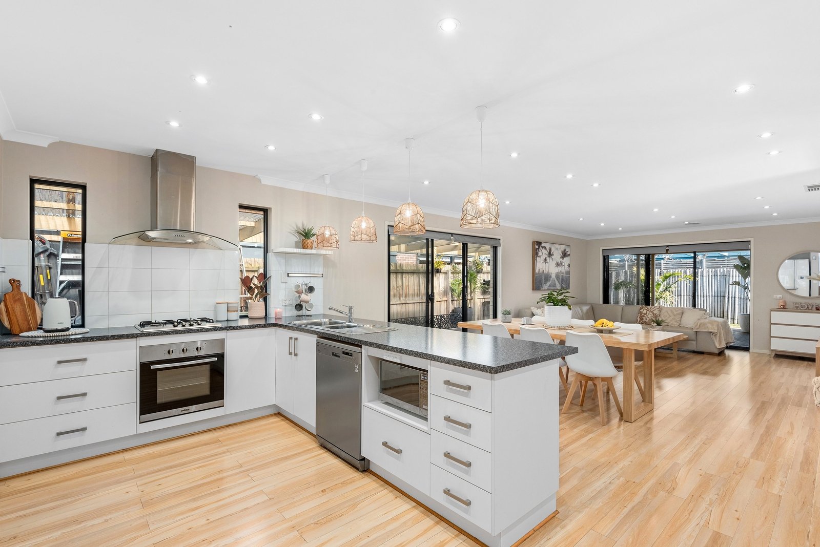 Property Gallery Thumbnail 2