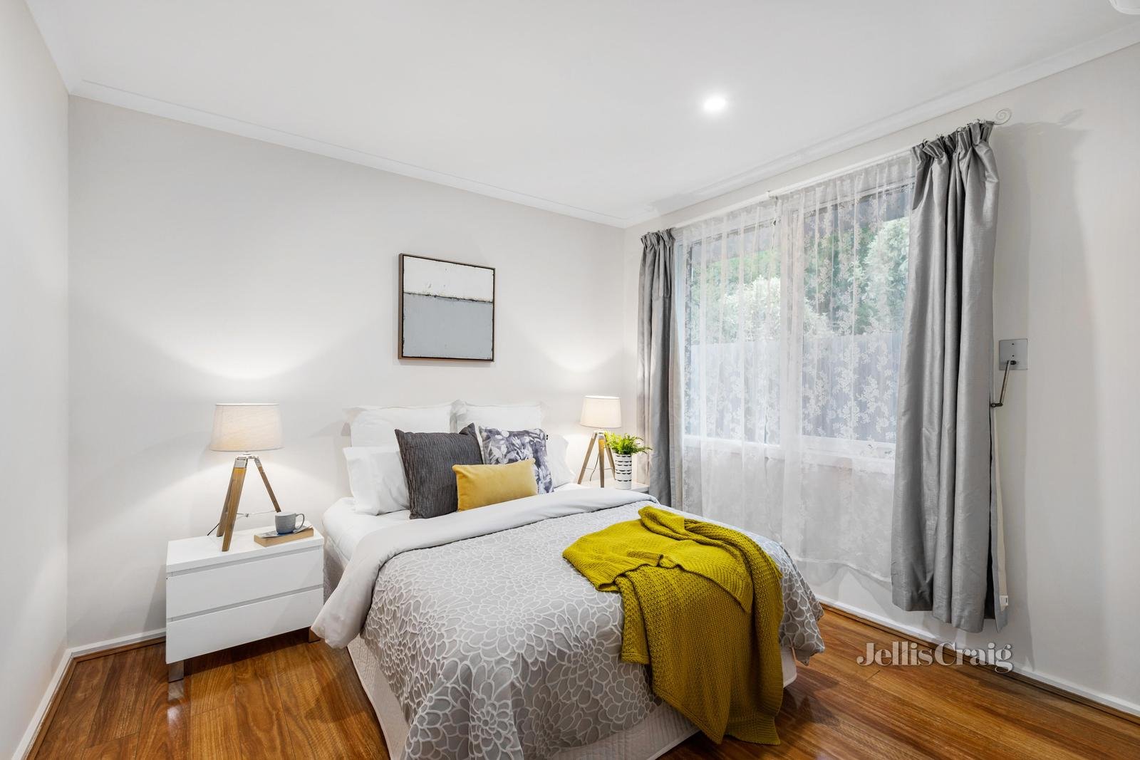 2/6 Waratah Street, Glen Waverley image 11