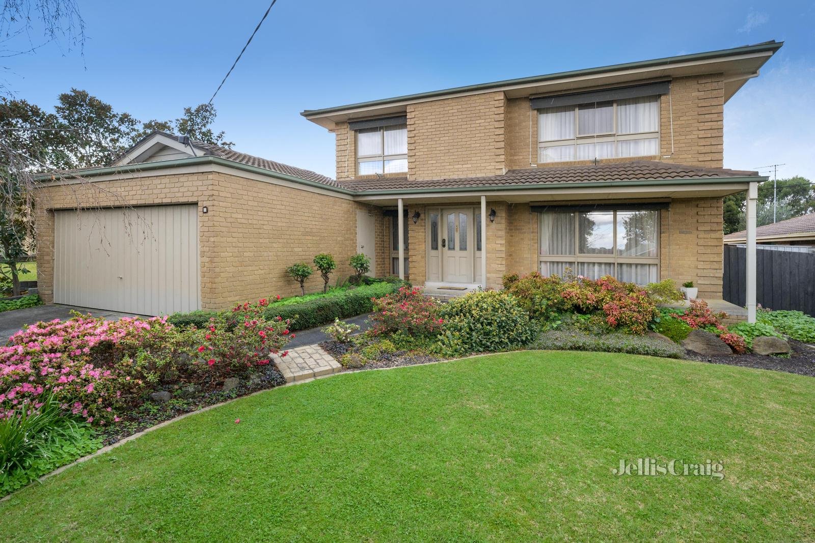 26 Watsons Road, Glen Waverley image 10