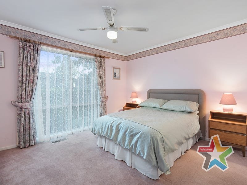 26 Wavell Avenue, Kilsyth image 10