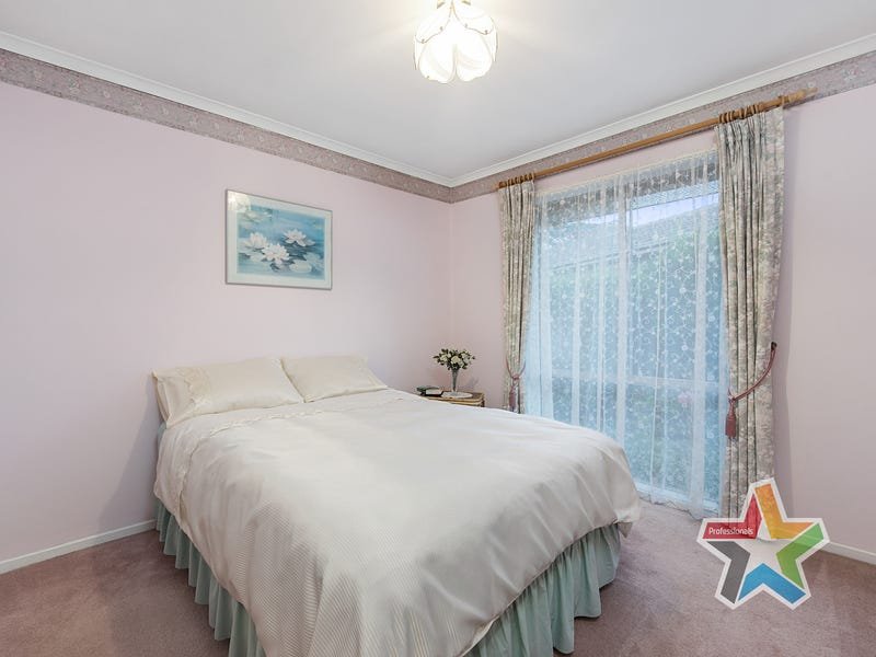 26 Wavell Avenue, Kilsyth image 11