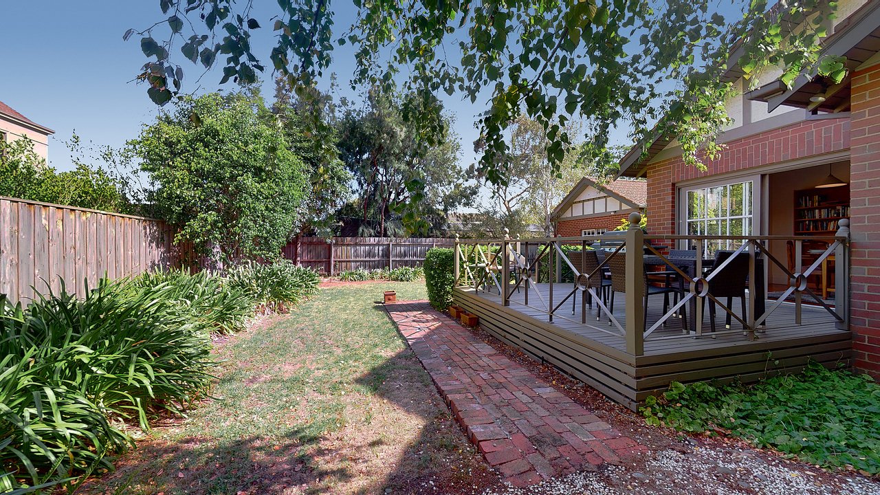 26 Wentworth Avenue, Canterbury image 8