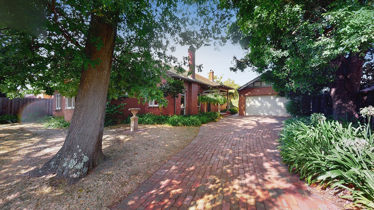 26 Wentworth Avenue, Canterbury image 9