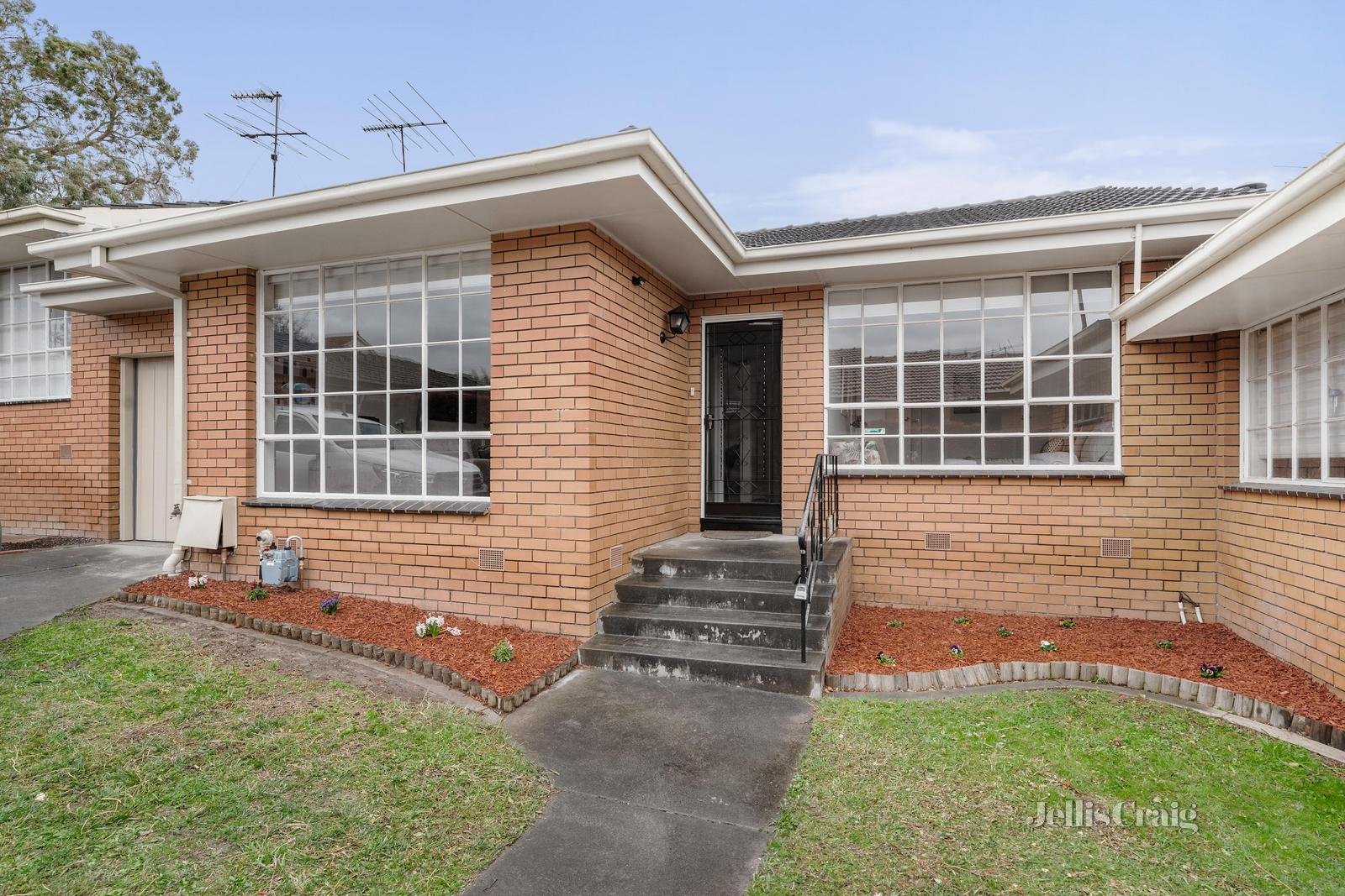 2/6 Westminster Street, Balwyn image 6