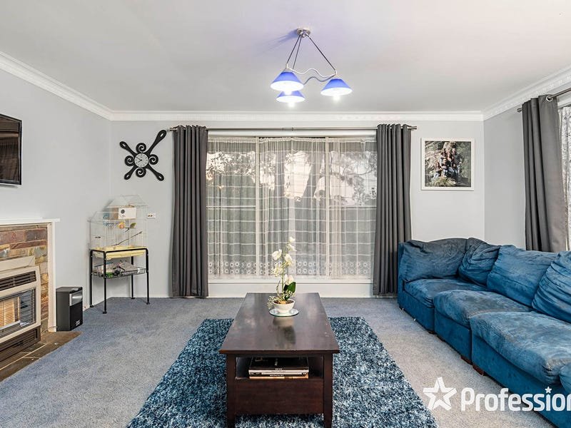 26 Williams Road, Mooroolbark image 2