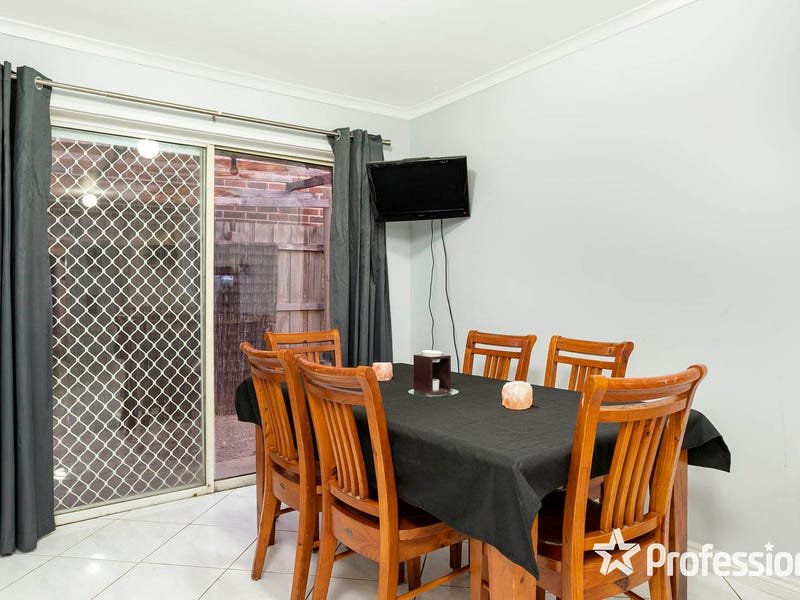 26 Williams Road, Mooroolbark image 6