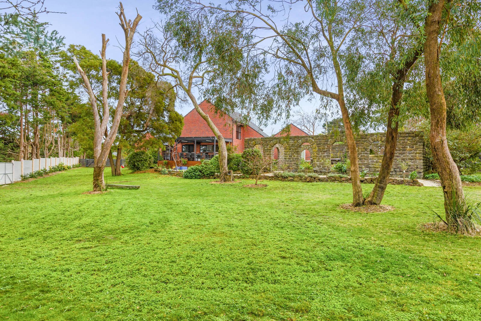Property Gallery Thumbnail 2
