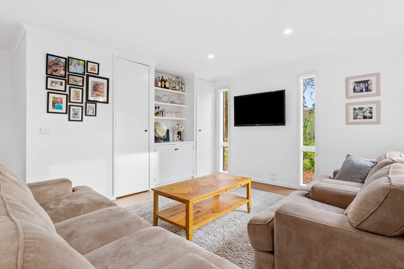 Property Gallery Thumbnail 9