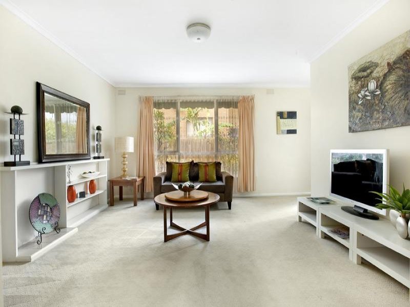 2/60 Barton Street, Surrey Hills image 2