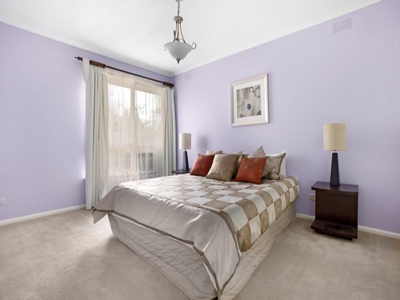 2/60 Barton Street, Surrey Hills image 5