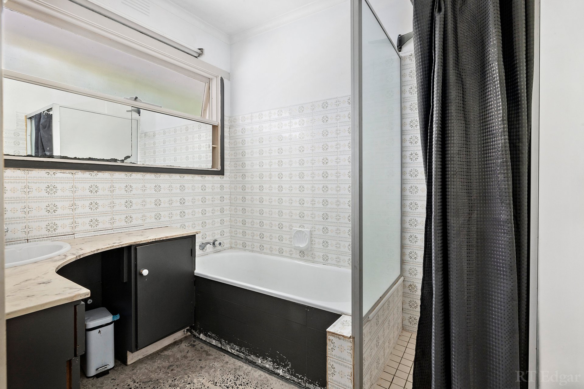 Property Gallery Thumbnail 4