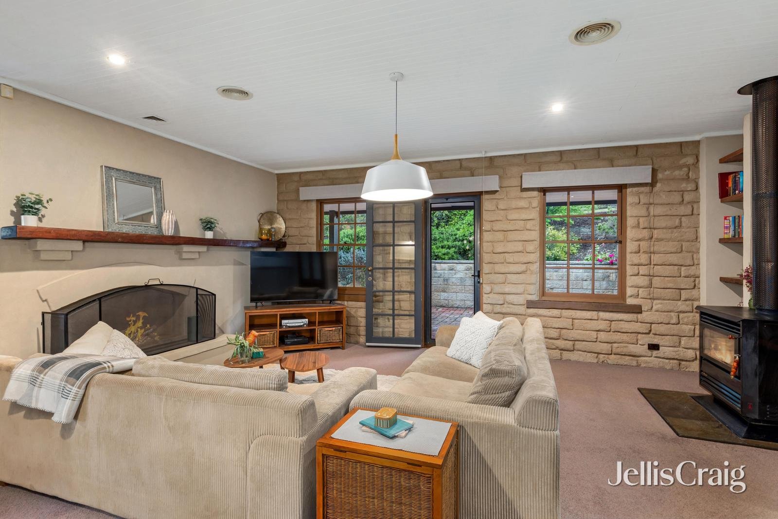 260 Flat Rock Road, Hurstbridge image 7