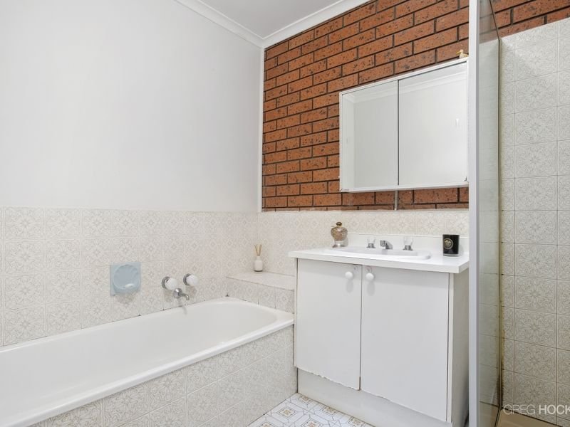 2/60 Grieve Parade, Altona image 7