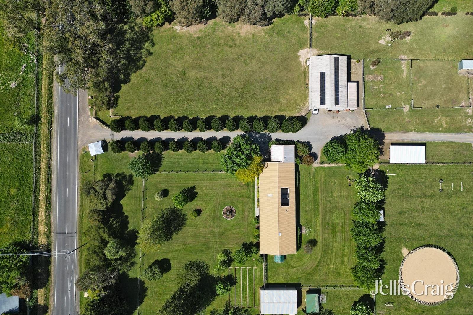 260 Healesville Koo Wee Rup Road, Healesville image 2