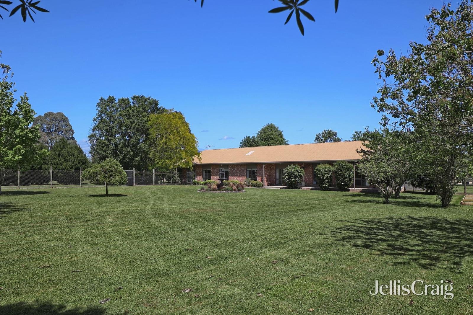 260 Healesville Koo Wee Rup Road, Healesville image 25