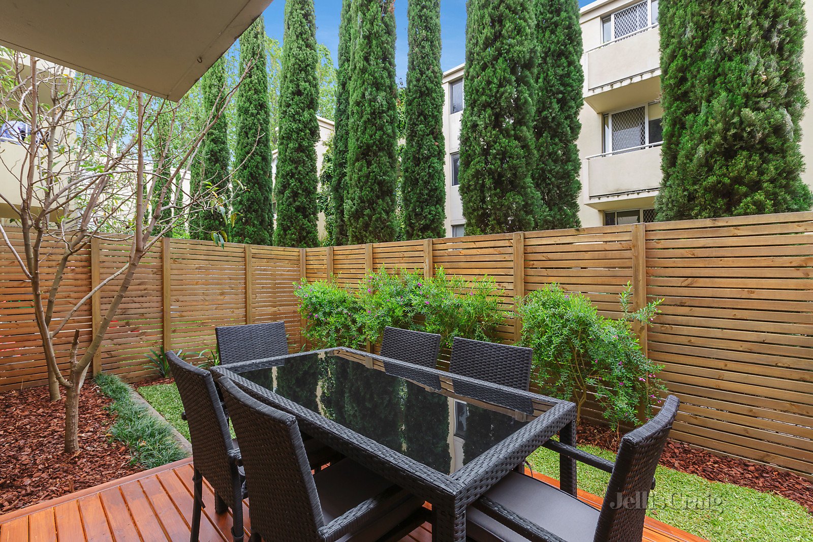 2/60 O'Shanassy Street, North Melbourne image 7