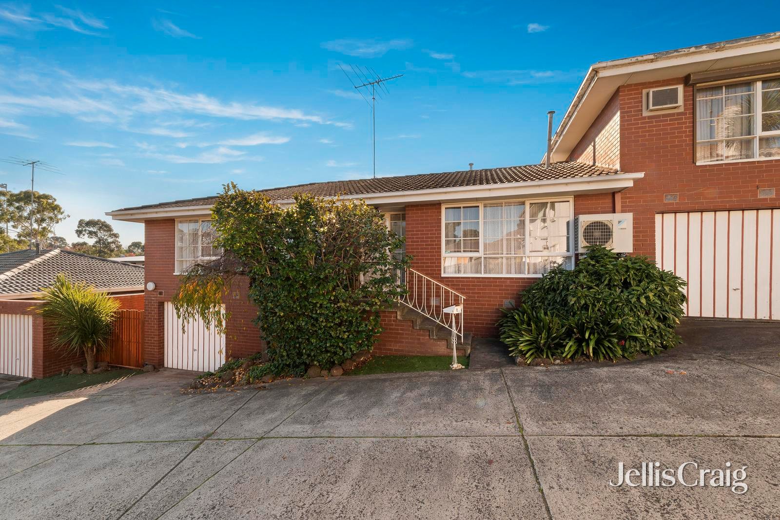 2/601 Elgar Road, Mont&nbsp;Albert&nbsp;North image 1