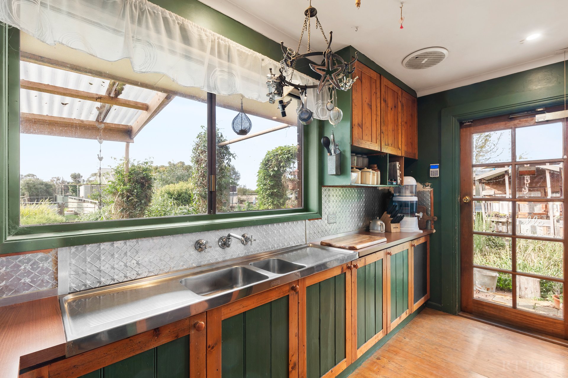 Property Gallery Thumbnail 5